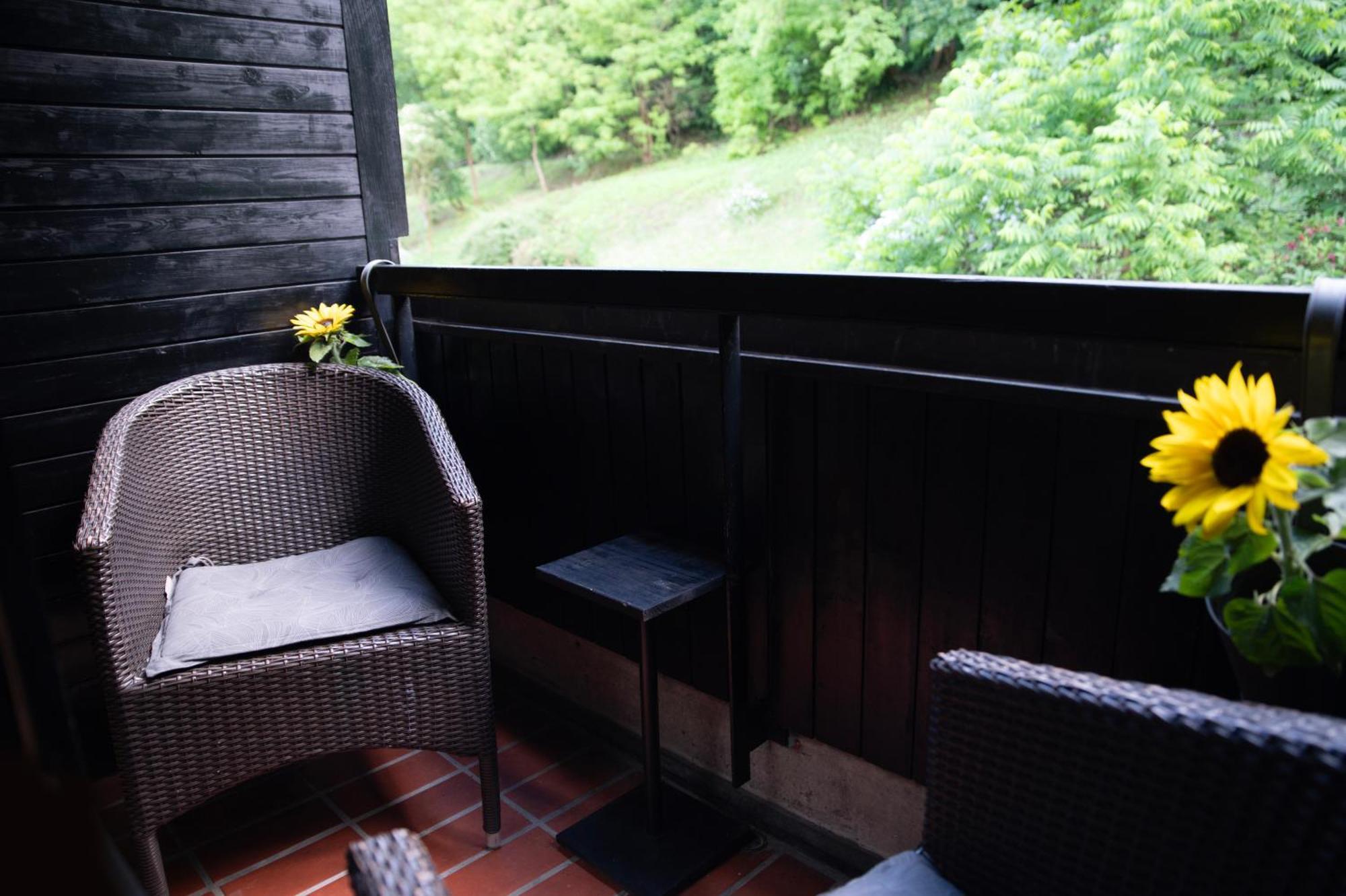 Tony'S Place Under The Castle Ljubljana Exterior foto